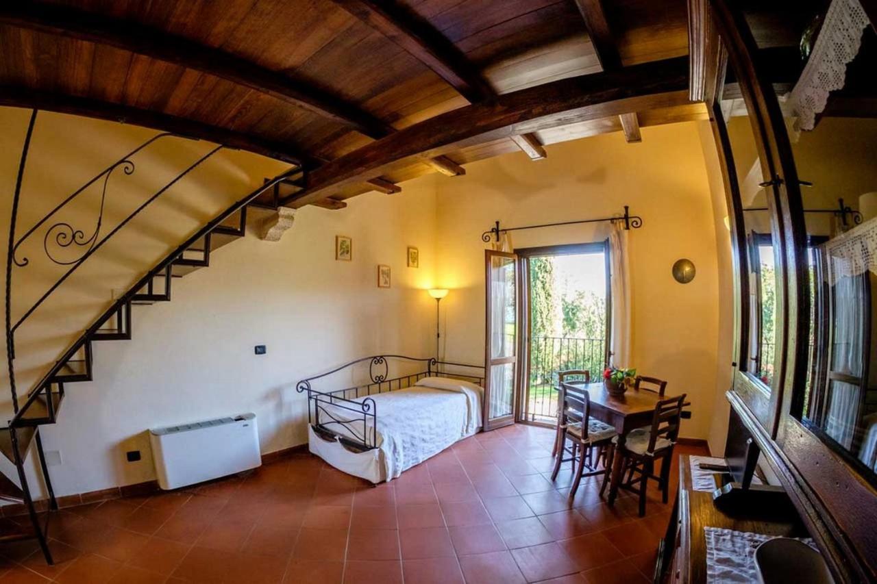 Agriturismo Poggio Corbello La Pesta Екстериор снимка