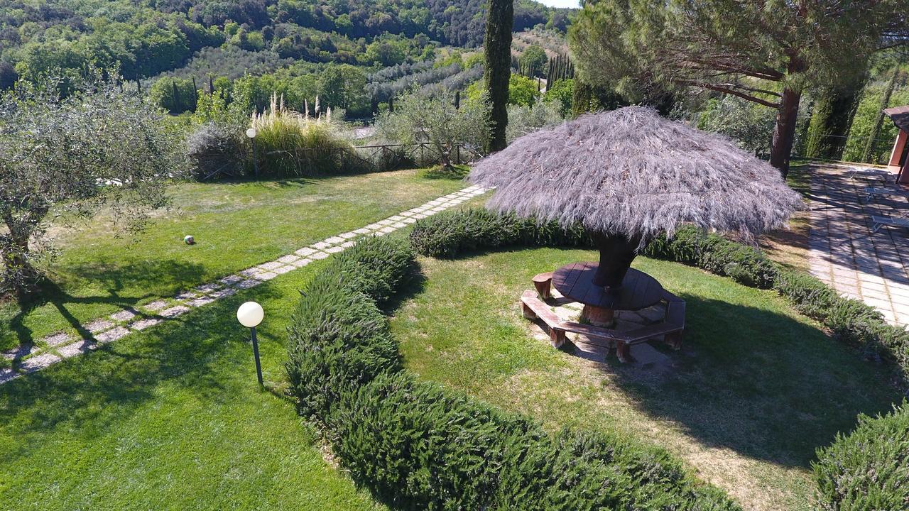 Agriturismo Poggio Corbello La Pesta Екстериор снимка
