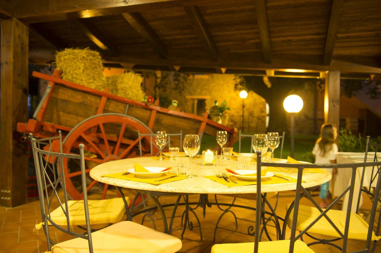 Agriturismo Poggio Corbello La Pesta Екстериор снимка