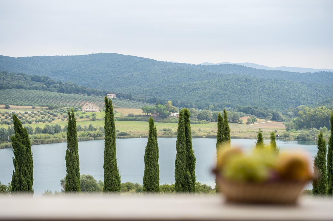 Agriturismo Poggio Corbello La Pesta Екстериор снимка